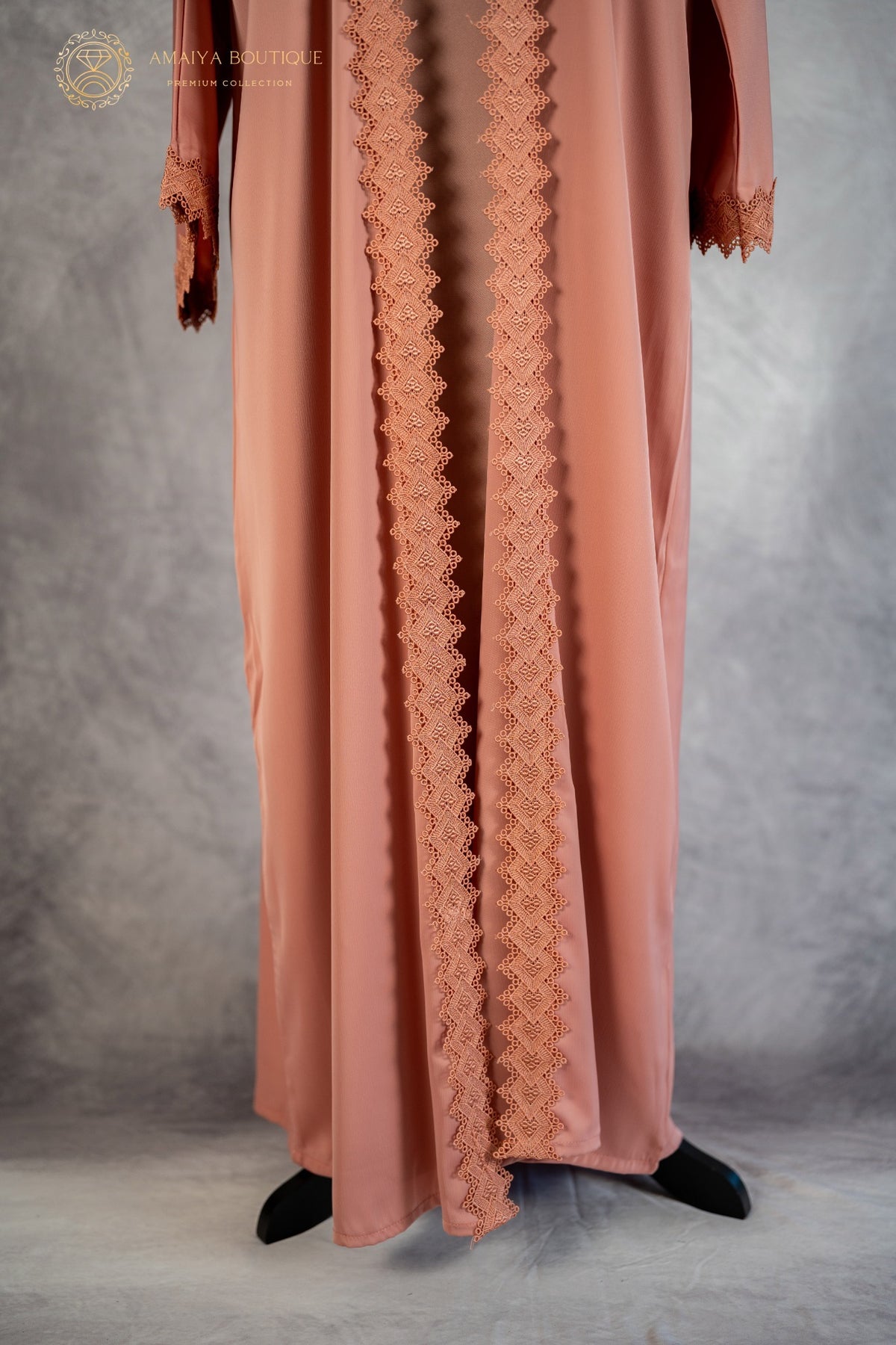 Vintage Rose Lace Abaya