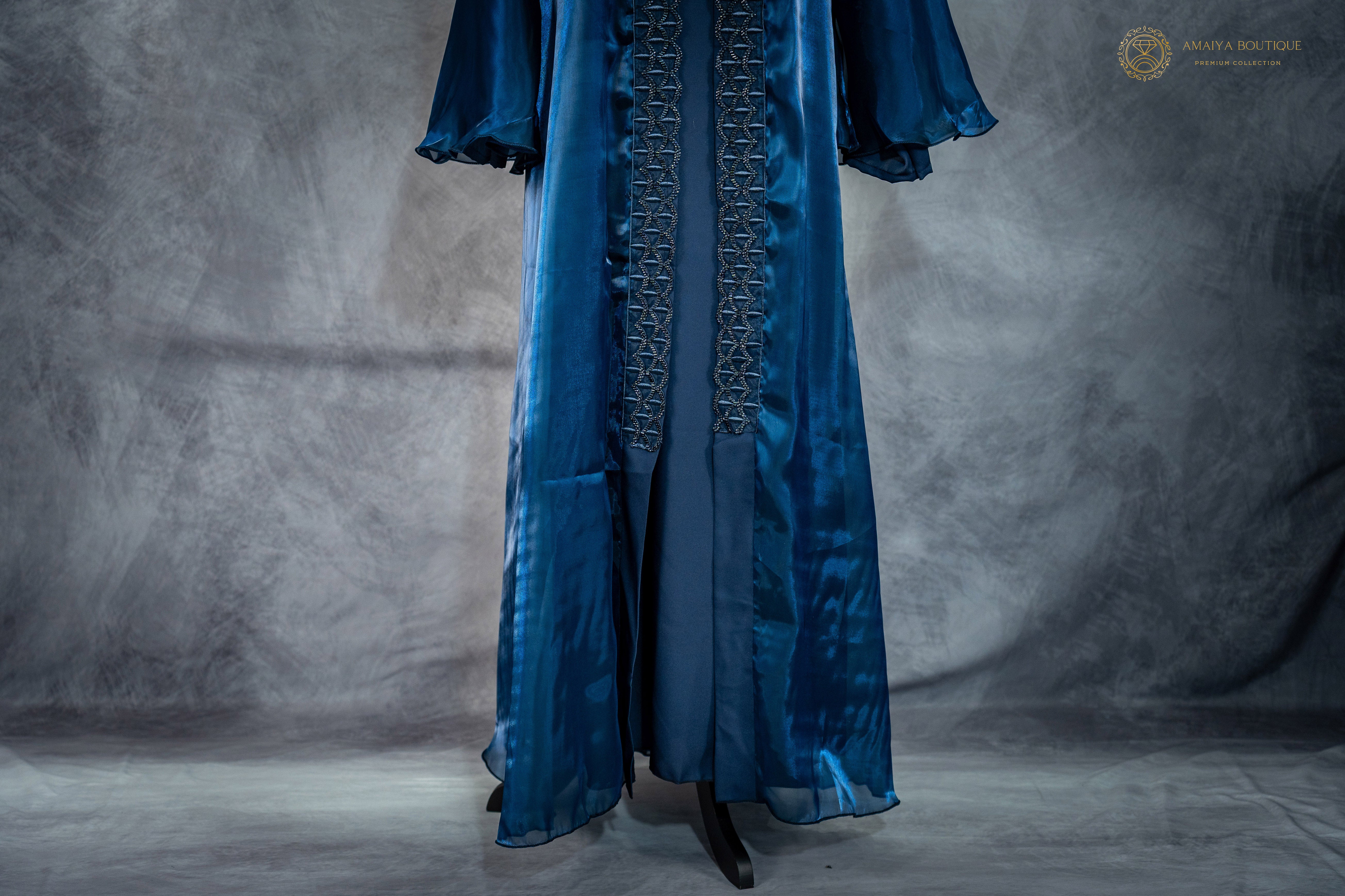 Layl Sapphire Abaya