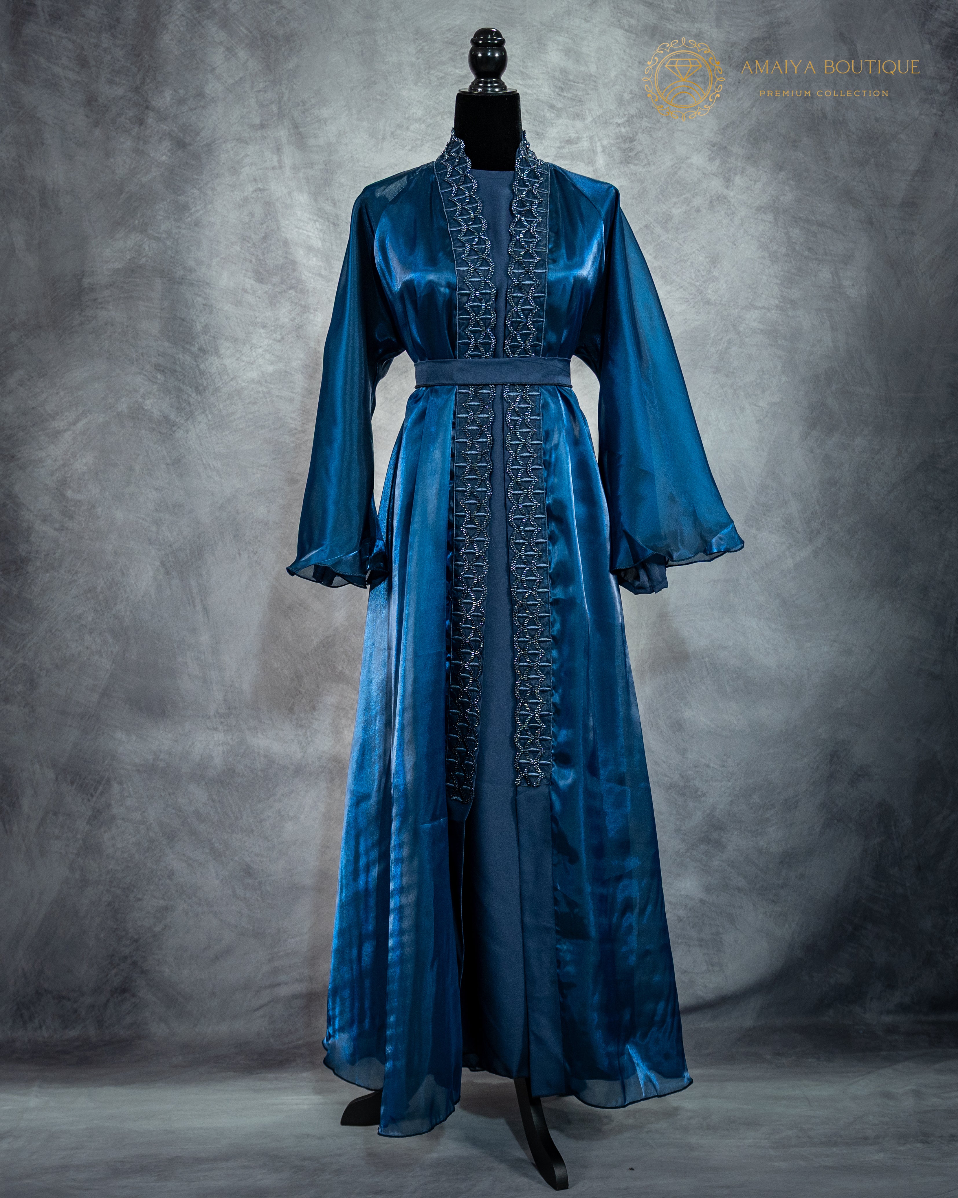 Layl Sapphire Abaya