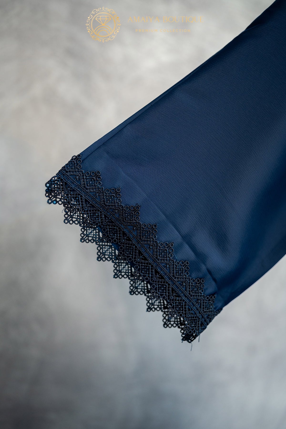 Peony Navy Lace Abaya